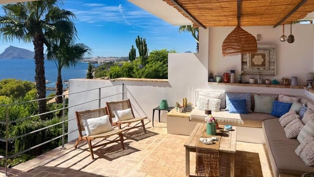 4 Zimmer Villa zu verkaufen in Altea mit Pool Garage - 4.390.000 € (Ref: 10098856)