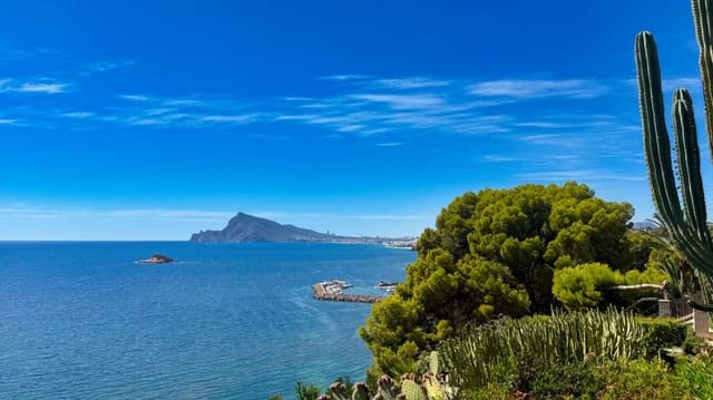 4 Zimmer Villa zu verkaufen in Altea mit Pool Garage - 4.390.000 € (Ref: 10098856)
