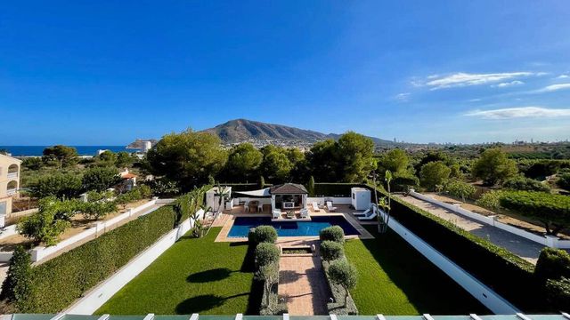 4 quarto Quinta/Casa Rural para venda em Altea com piscina garagem - 2 600 000 € (Ref: 10101340)