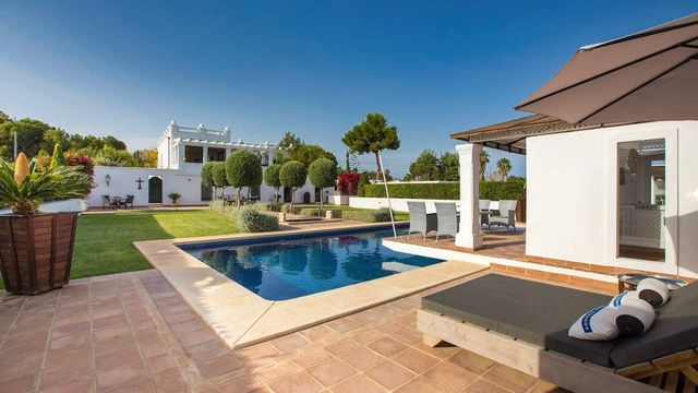 4 quarto Quinta/Casa Rural para venda em Altea com piscina garagem - 2 600 000 € (Ref: 10101340)