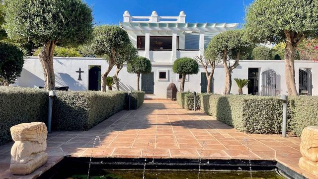 4 quarto Quinta/Casa Rural para venda em Altea com piscina garagem - 2 600 000 € (Ref: 10101340)