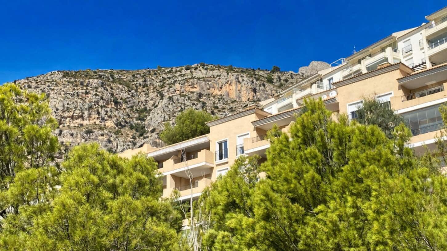 Apartamento de 2 habitaciones en Altea en venta con piscina garaje - 378.000 € (Ref: 10141364)
