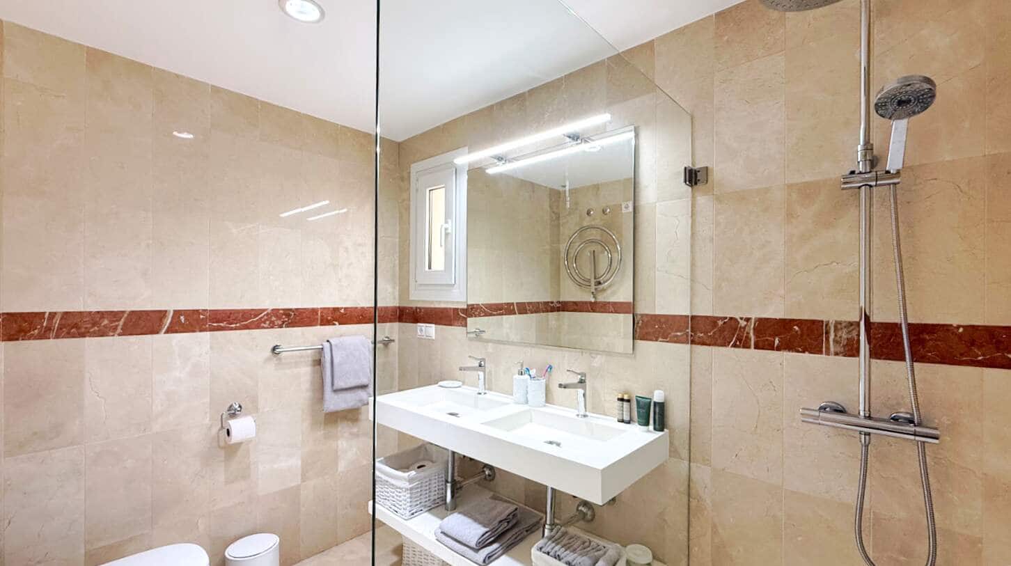 3 quarto Apartamento para venda em Altea com piscina garagem - 650 000 € (Ref: 10145221)
