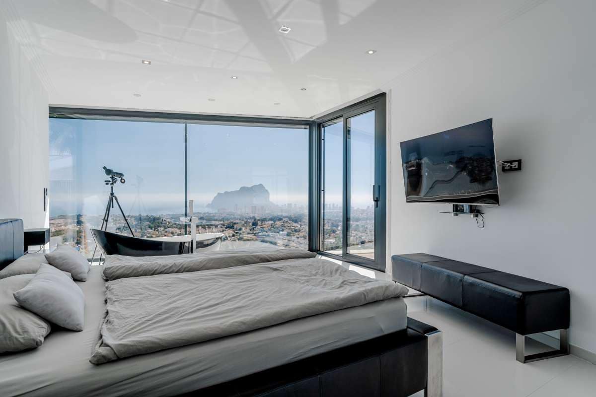 Chalet de 4 habitaciones en Calpe / Calp en venta con piscina garaje - 3.595.000 € (Ref: 10163276)