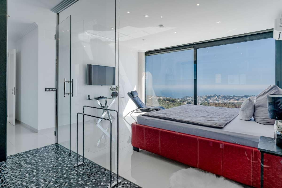 Chalet de 4 habitaciones en Calpe / Calp en venta con piscina garaje - 3.595.000 € (Ref: 10163276)