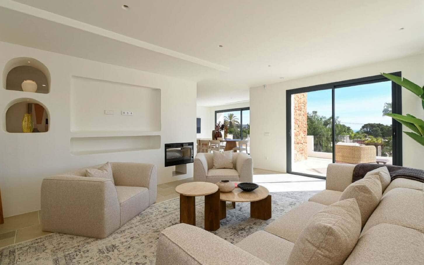 5 bedroom Villa for sale in Teulada with pool garage - € 2,275,000 (Ref: 10163278)