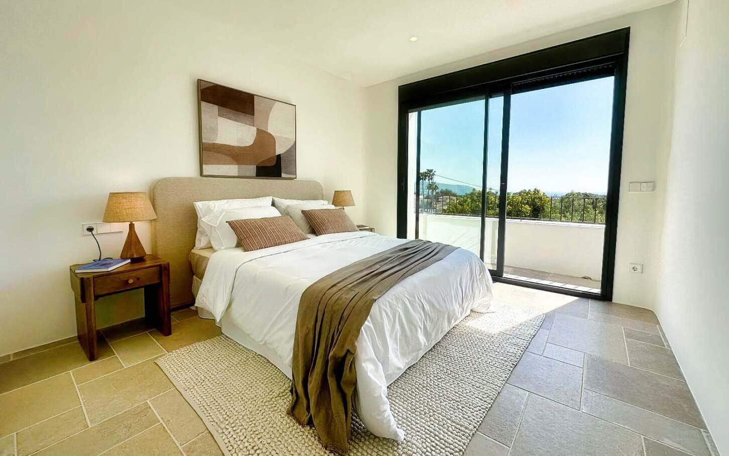 5 bedroom Villa for sale in Teulada with pool garage - € 2,275,000 (Ref: 10163278)