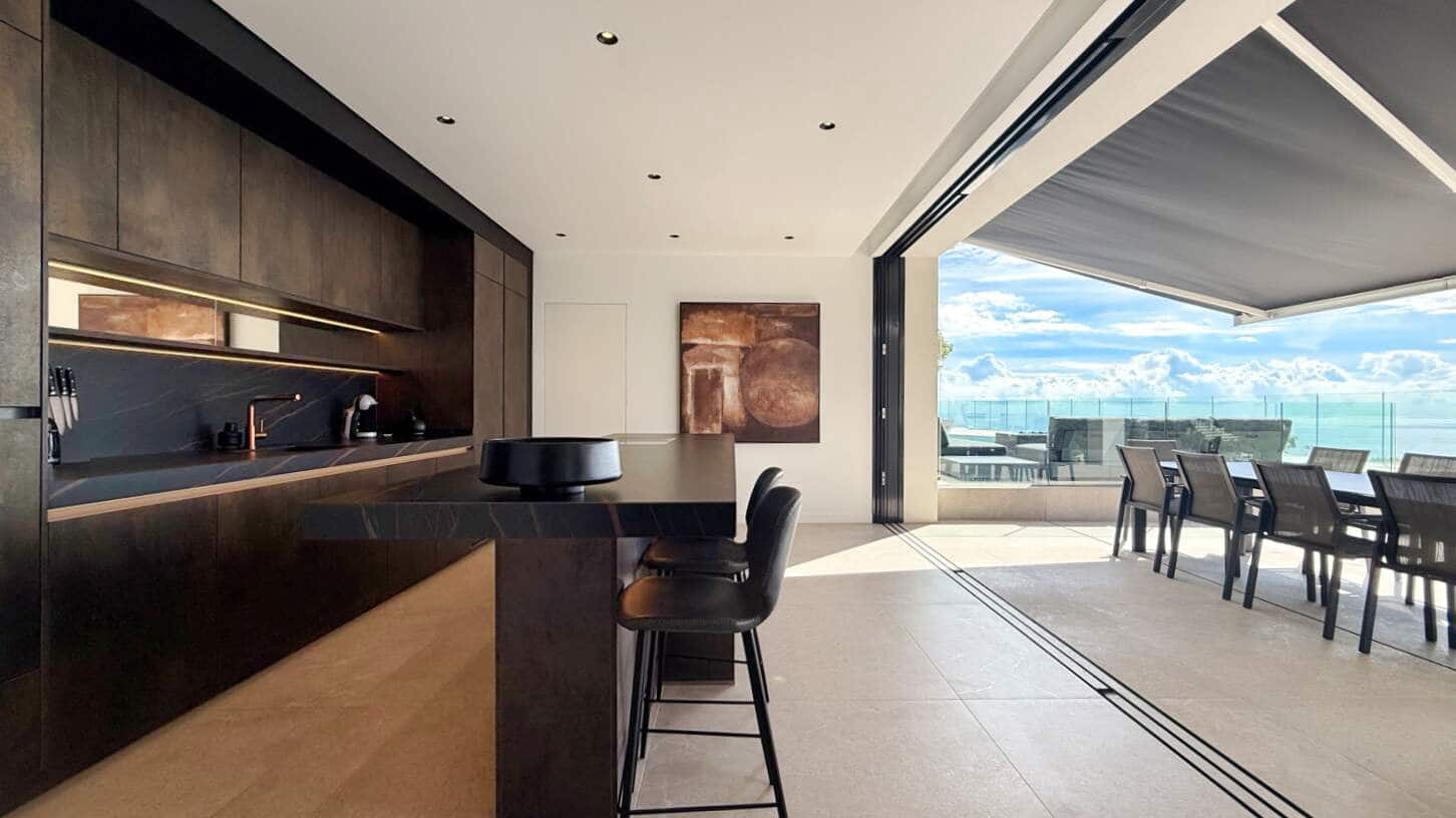 5 bedroom Villa for sale in Altea with pool garage - € 3,850,000 (Ref: 10163410)
