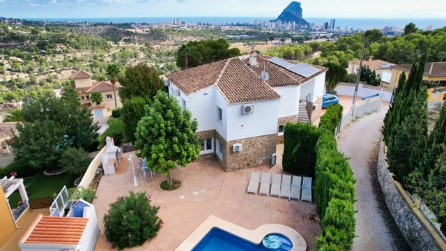 7 soverom Villa til salgs i Calpe / Calp med svømmebasseng garasje - € 948 000 (Ref: 10163915)