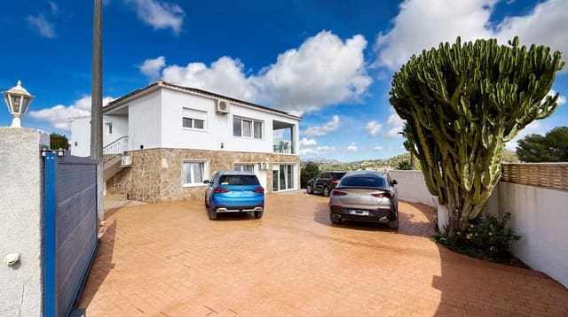 7 soverom Villa til salgs i Calpe / Calp med svømmebasseng garasje - € 948 000 (Ref: 10163915)