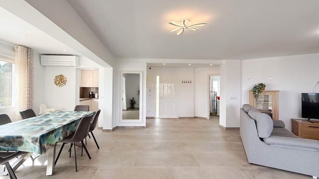 7 soverom Villa til salgs i Calpe / Calp med svømmebasseng garasje - € 948 000 (Ref: 10163915)