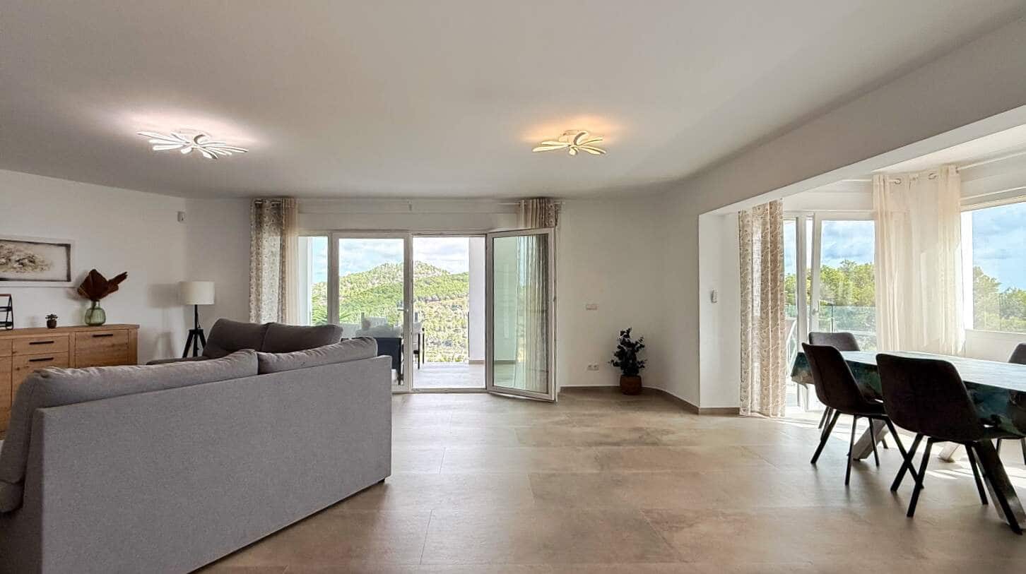 7 soverom Villa til salgs i Calpe / Calp med svømmebasseng garasje - € 948 000 (Ref: 10163915)