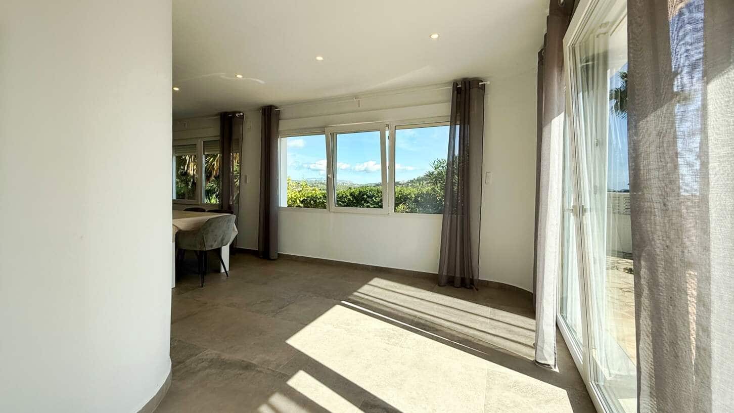 7 soverom Villa til salgs i Calpe / Calp med svømmebasseng garasje - € 948 000 (Ref: 10163915)