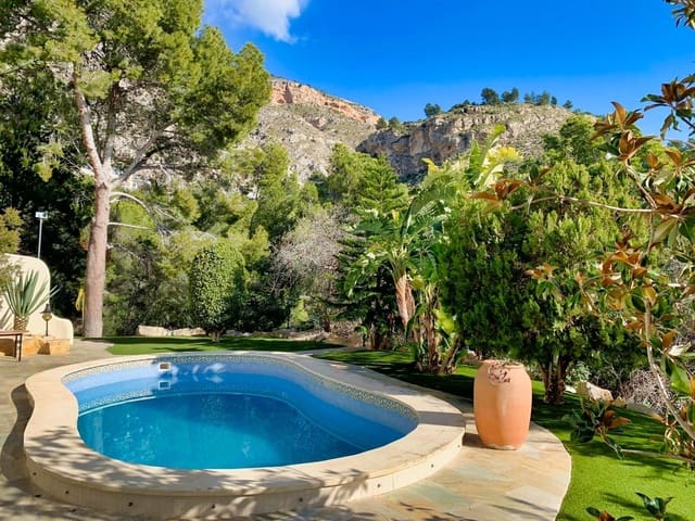 4 bedroom Villa for sale in Altea la Vella, Altea with pool garage - € 1,350,000 (Ref: 5097169)