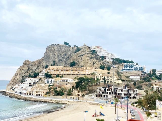 3 bedroom Beach Apartment for sale in Playa Poniente, Benidorm with pool garage - € 1,650,000 (Ref: 5097271)