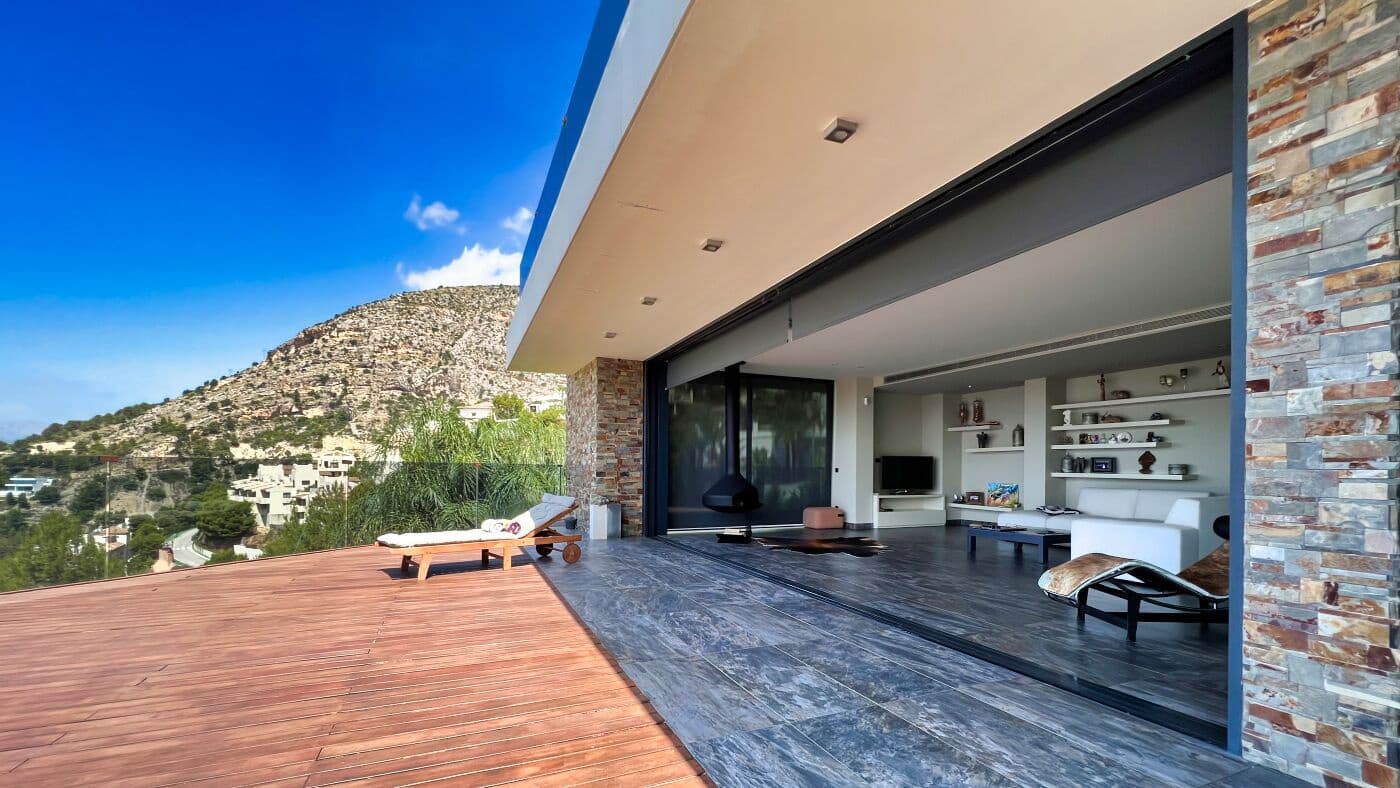 4 soveværelse Villa til salg i Altea med swimmingpool garage - € 2.650.000 (Ref: 5097317)