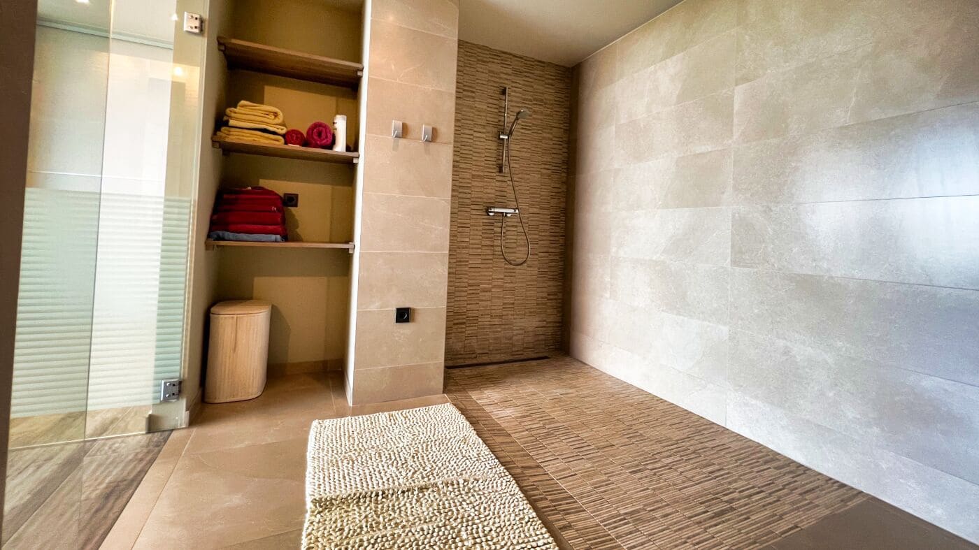 4 soveværelse Villa til salg i Altea med swimmingpool garage - € 2.650.000 (Ref: 5097317)