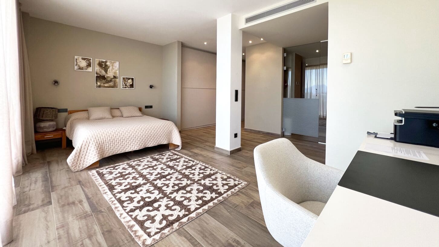 4 soveværelse Villa til salg i Altea med swimmingpool garage - € 2.650.000 (Ref: 5097317)