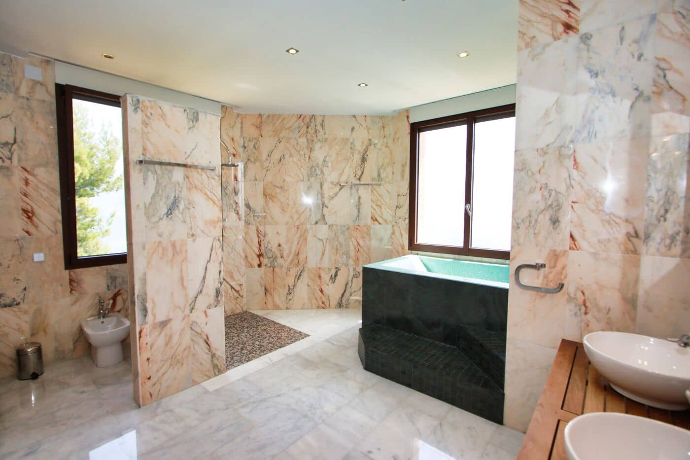 11 bedroom Finca/Country House for sale in Benimantell with pool garage - € 3,100,000 (Ref: 6563954)