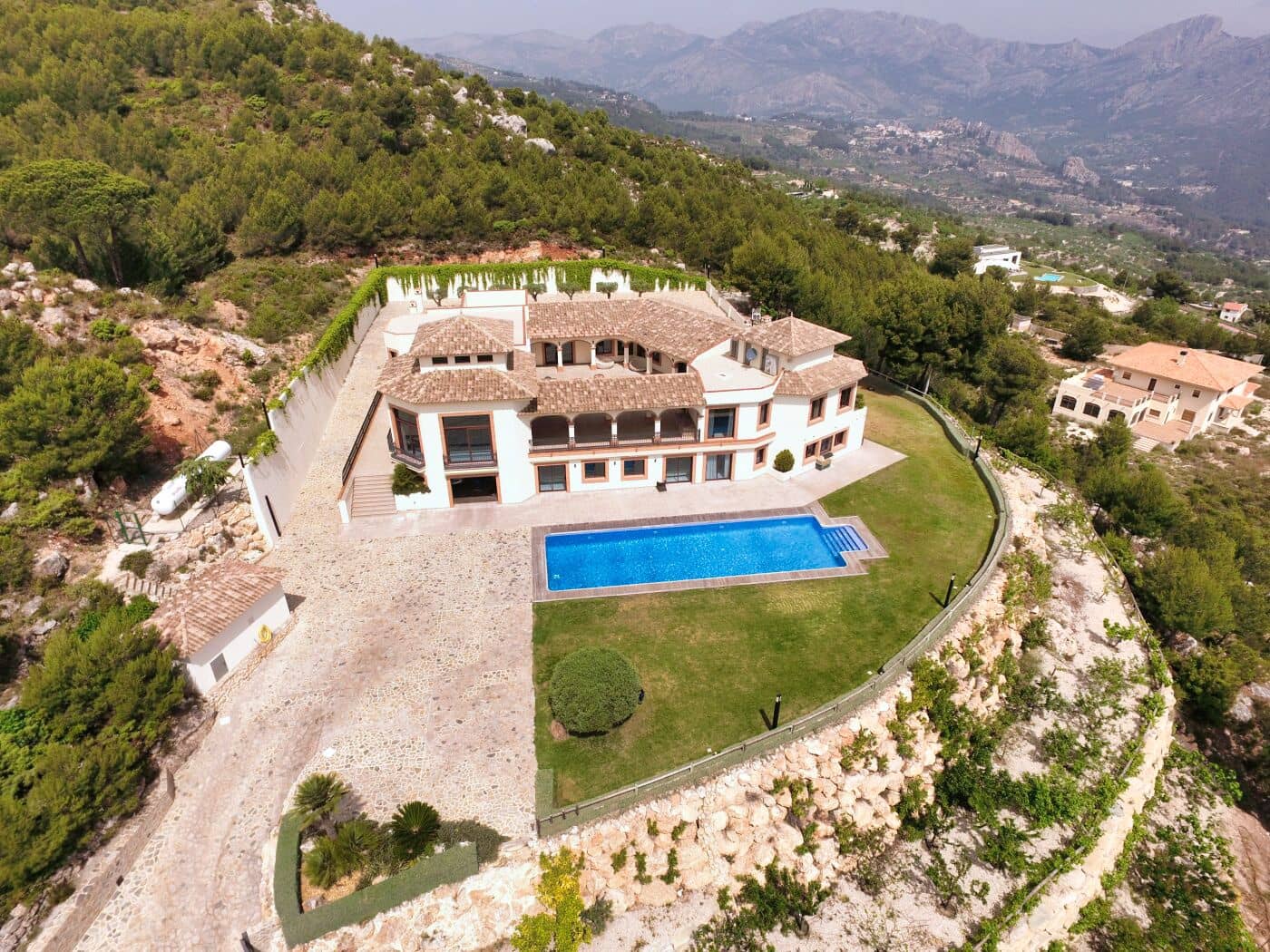 11 bedroom Finca/Country House for sale in Benimantell with pool garage - € 3,100,000 (Ref: 6563954)