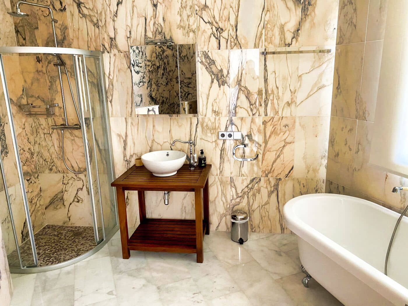 11 bedroom Finca/Country House for sale in Benimantell with pool garage - € 3,100,000 (Ref: 6563954)