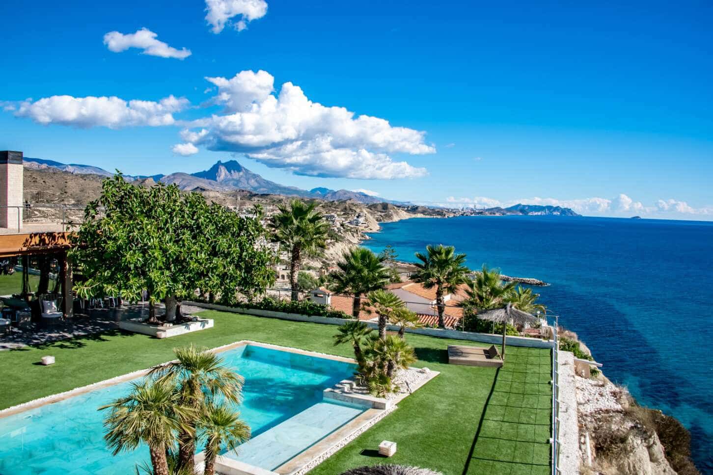 6 soveværelse Villa til salg i El Campello med swimmingpool garage - € 3.800.000 (Ref: 6860866)