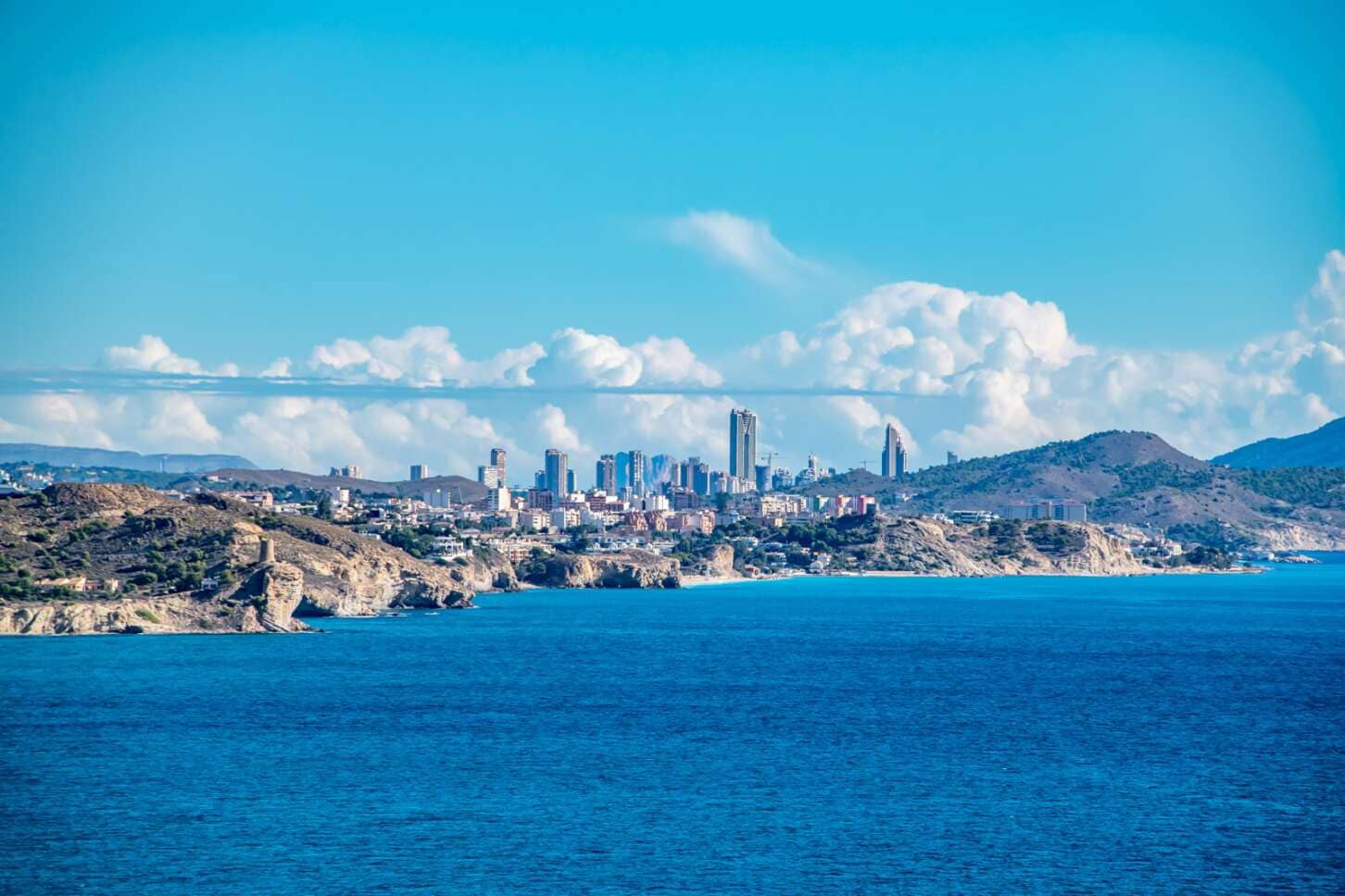 6 soveværelse Villa til salg i El Campello med swimmingpool garage - € 3.800.000 (Ref: 6860866)