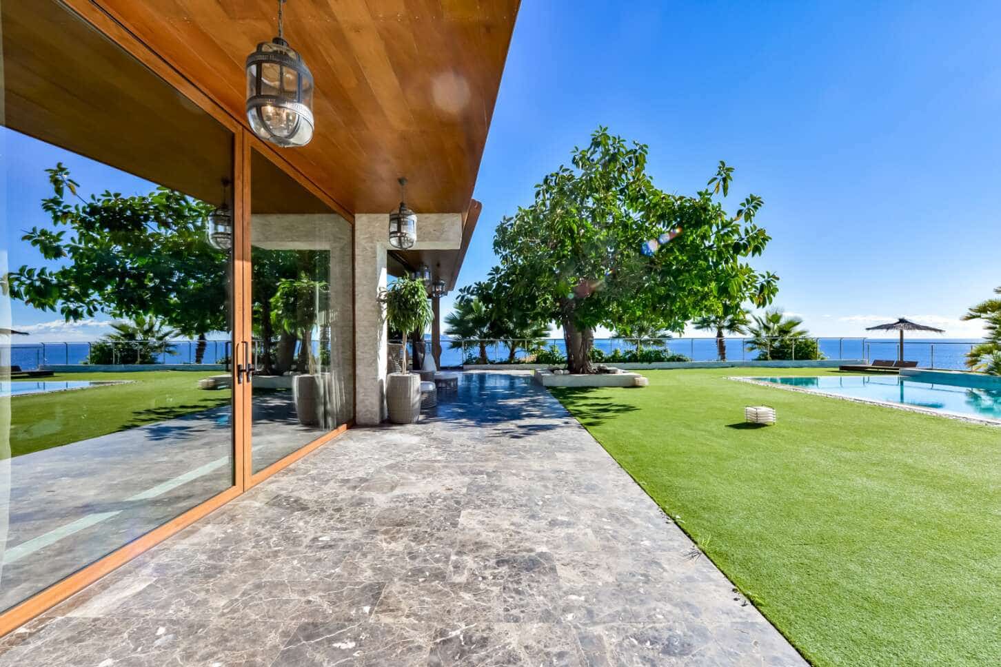 6 soveværelse Villa til salg i El Campello med swimmingpool garage - € 3.800.000 (Ref: 6860866)