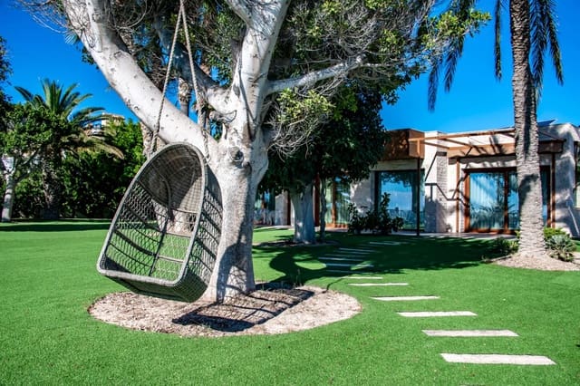 6 bedroom Villa for sale in Venta Lanuza, El Campello with pool garage - € 3,800,000 (Ref: 6860866)