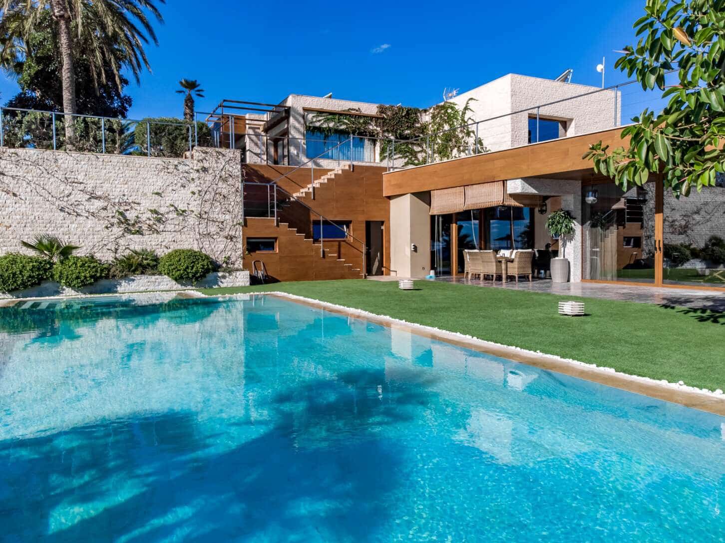 6 soveværelse Villa til salg i El Campello med swimmingpool garage - € 3.800.000 (Ref: 6860866)