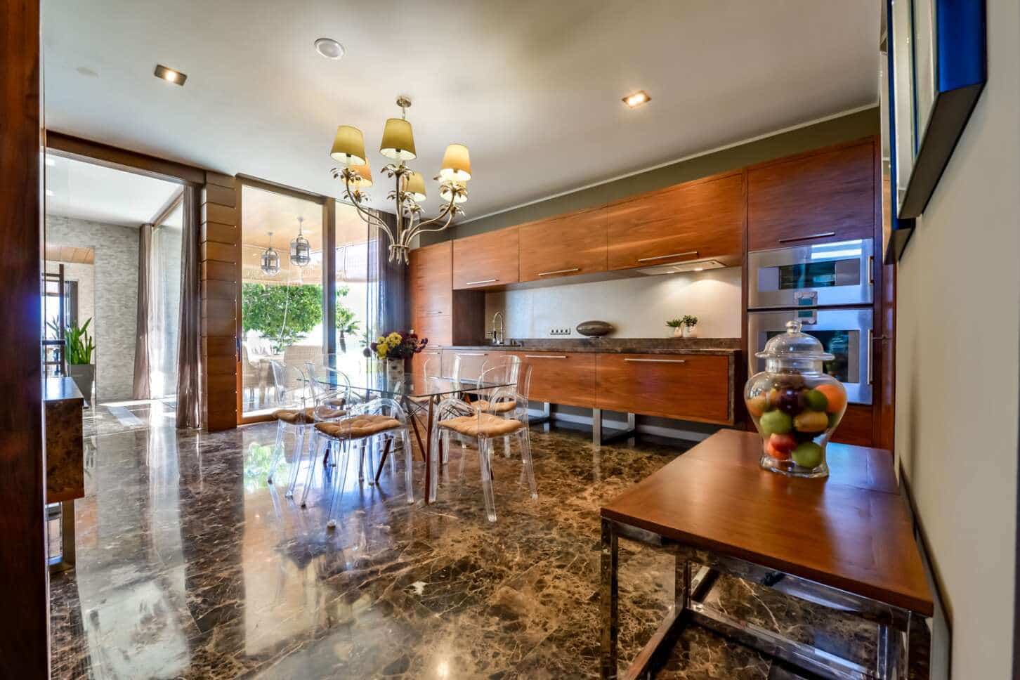 6 soveværelse Villa til salg i El Campello med swimmingpool garage - € 3.800.000 (Ref: 6860866)