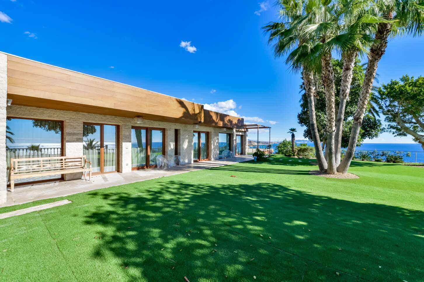 6 soveværelse Villa til salg i El Campello med swimmingpool garage - € 3.800.000 (Ref: 6860866)