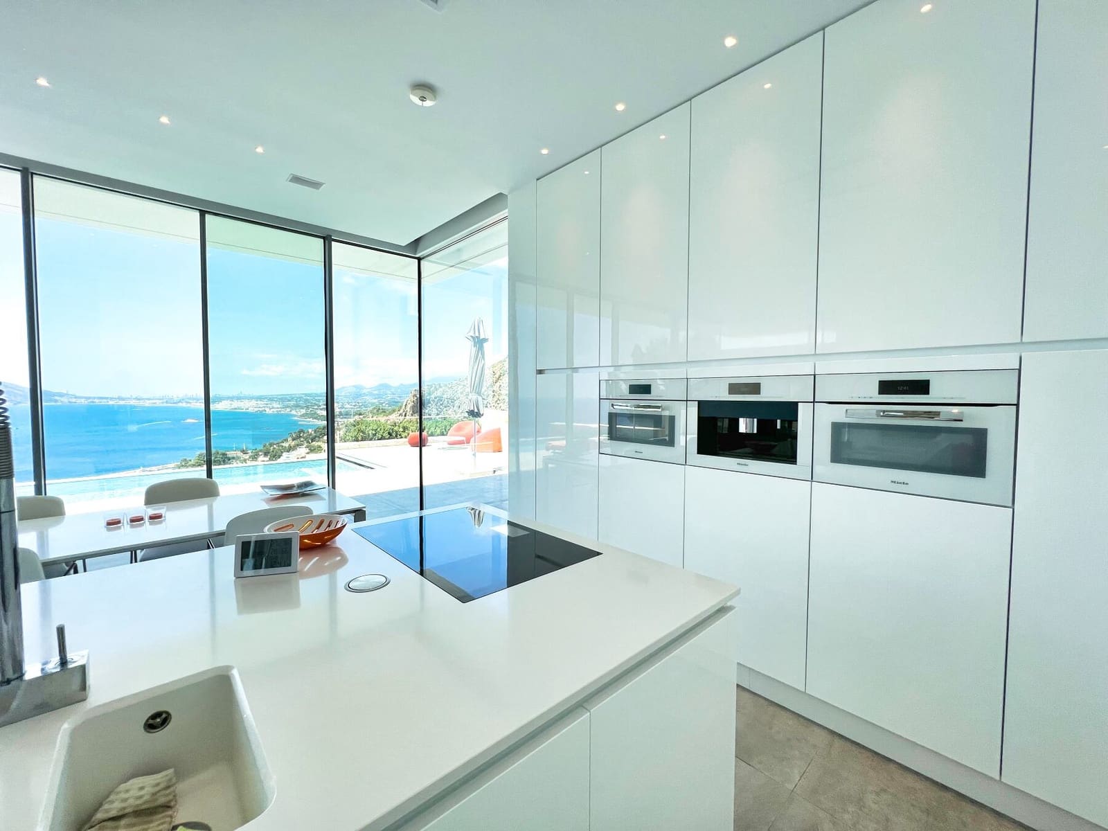 3 soverom Villa til salgs i Altea med svømmebasseng garasje - € 2 980 000 (Ref: 7702104)