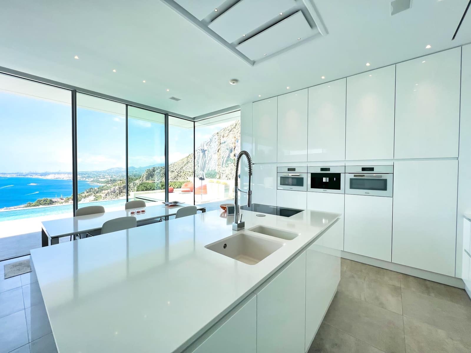 3 soverom Villa til salgs i Altea med svømmebasseng garasje - € 2 980 000 (Ref: 7702104)