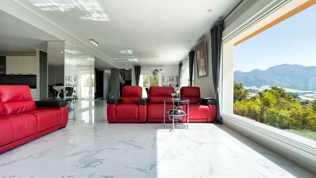 8 slaapkamer Villa te koop in La Nucia Pueblo  , La Nucia met zwembad garage - € 2.500.000 (Ref: 7702105)