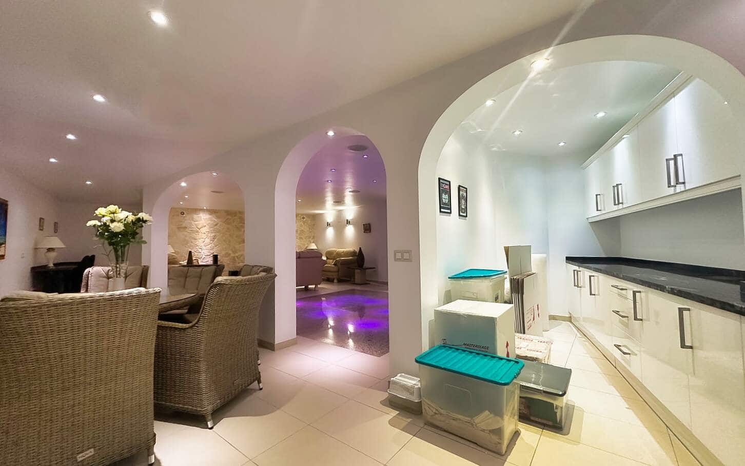 5 soveværelse Villa til salg i Altea med swimmingpool garage - € 1.850.000 (Ref: 7711029)