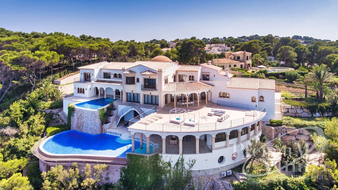 10 bedroom Villa for sale in Javea / Xabia with pool garage - € 7,850,000 (Ref: 7721592)