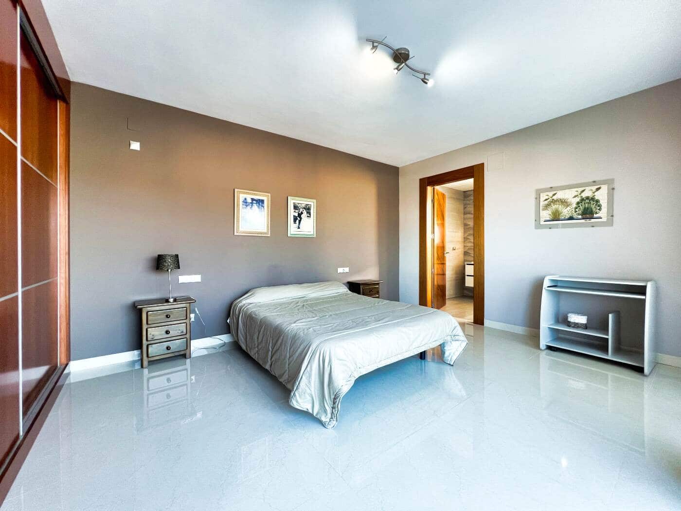 6 soveværelse Villa til salg i Albir med swimmingpool garage - € 2.100.000 (Ref: 7968801)