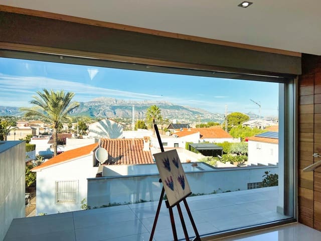 6 bedroom Villa for sale in Albir, Alfaz del Pi / L'Alfàs del Pi with pool garage - € 2,100,000 (Ref: 7968801)