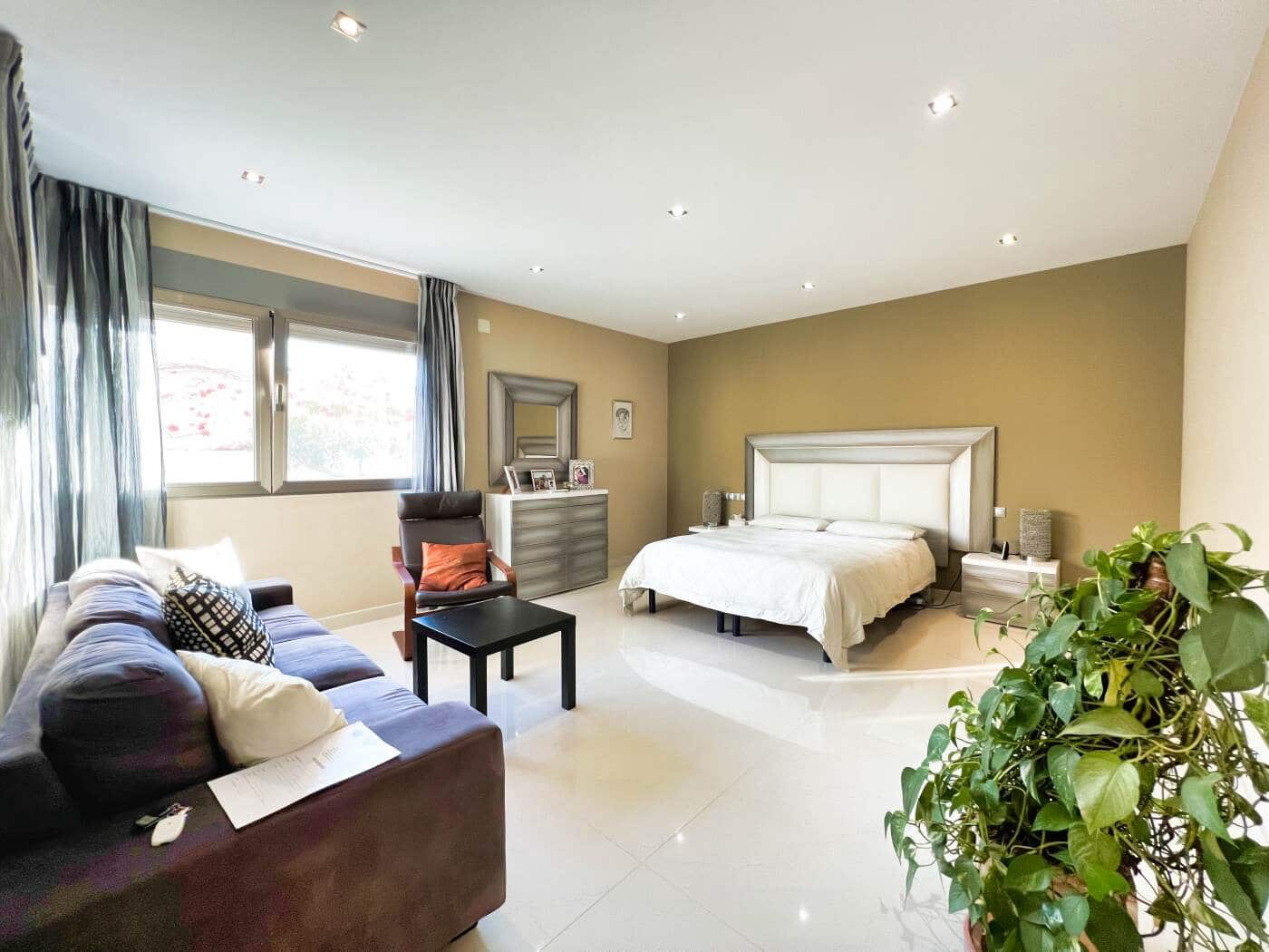 6 soveværelse Villa til salg i Albir med swimmingpool garage - € 2.100.000 (Ref: 7968801)