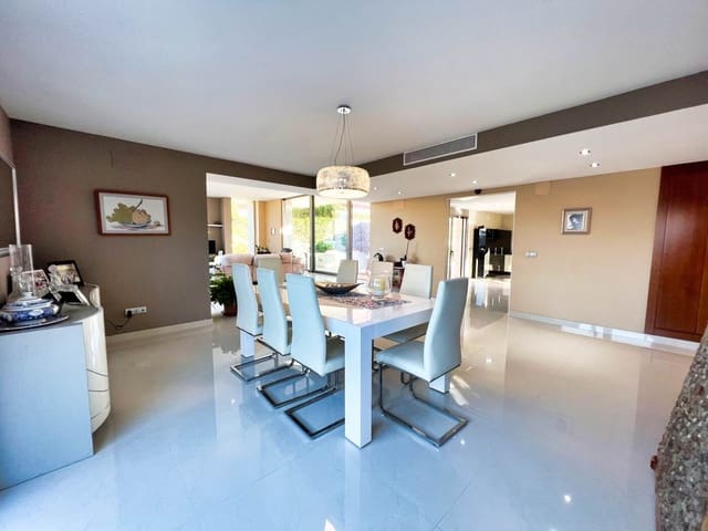 6 bedroom Villa for sale in Albir, Alfaz del Pi / L'Alfàs del Pi with pool garage - € 2,100,000 (Ref: 7968801)