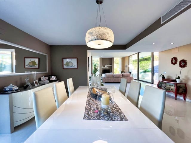 6 bedroom Villa for sale in Albir, Alfaz del Pi / L'Alfàs del Pi with pool garage - € 2,100,000 (Ref: 7968801)