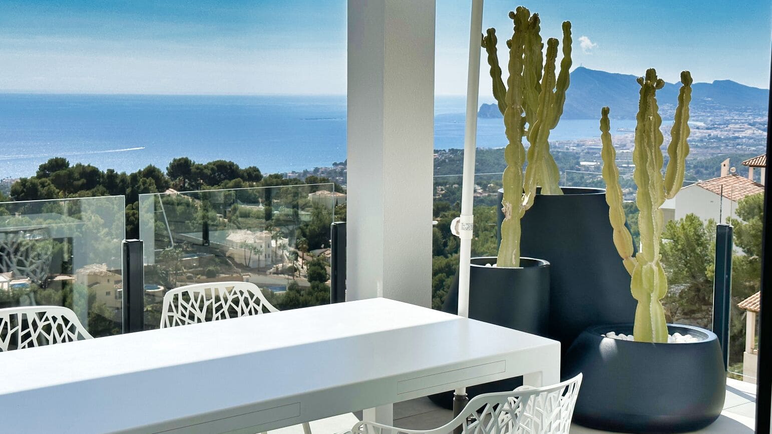 3 soveværelse Villa til salg i Altea med swimmingpool garage - € 1.445.000 (Ref: 8142365)