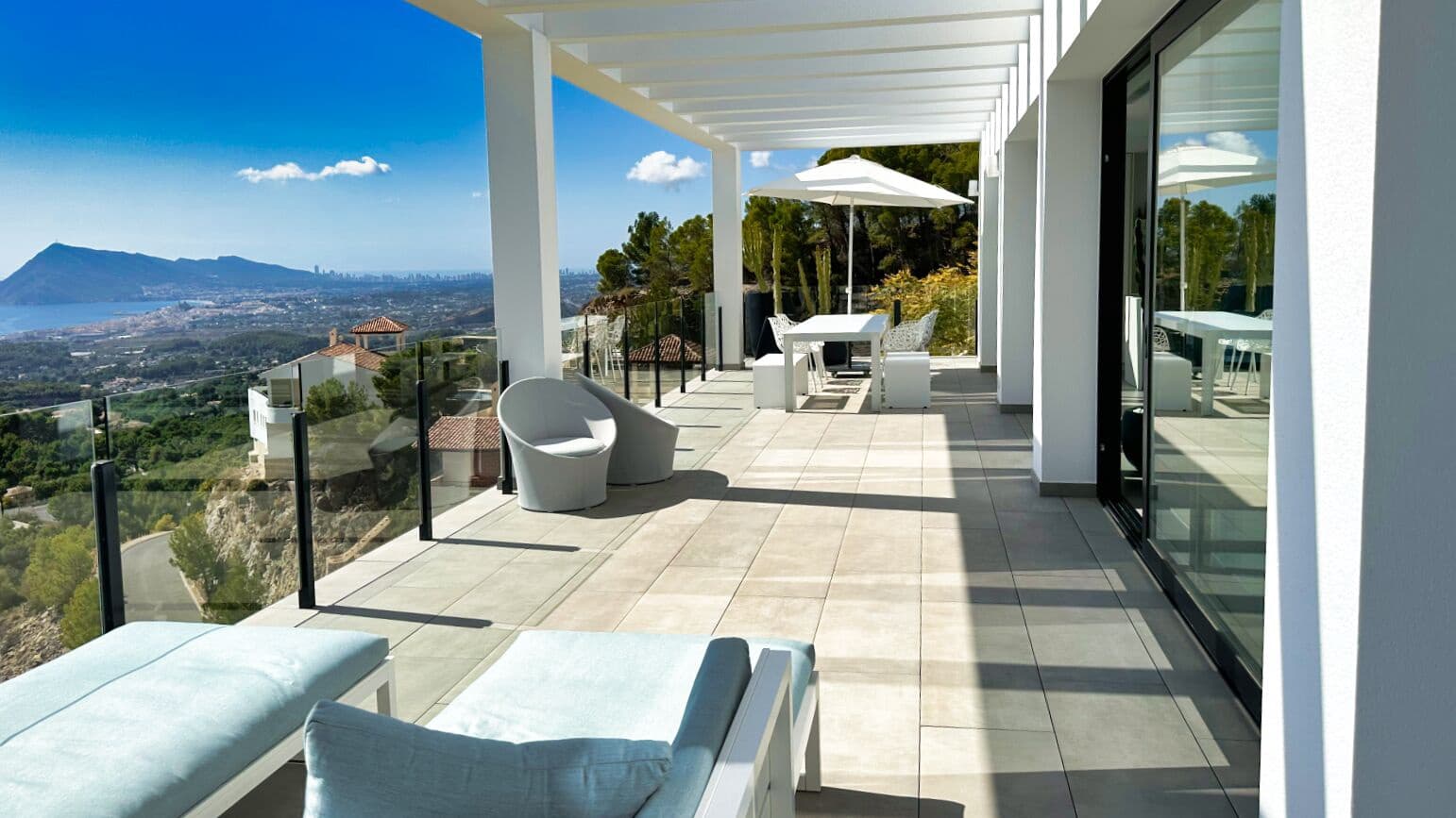 3 soveværelse Villa til salg i Altea med swimmingpool garage - € 1.445.000 (Ref: 8142365)