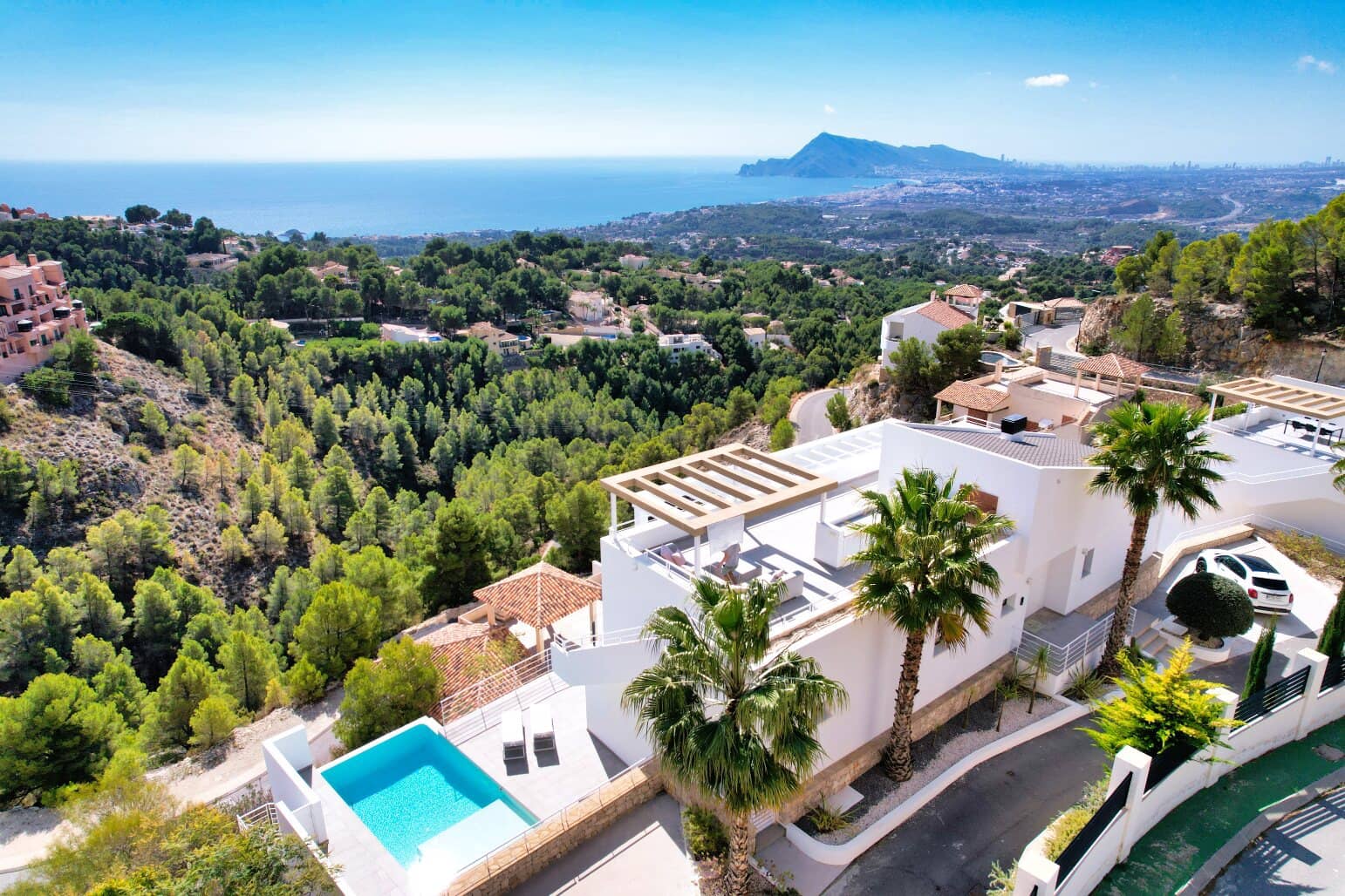 3 soveværelse Villa til salg i Altea med swimmingpool garage - € 1.445.000 (Ref: 8142365)