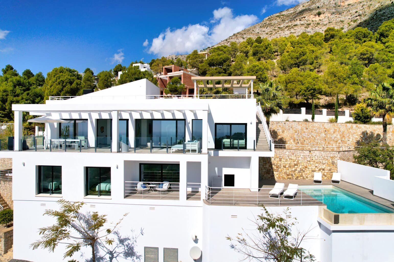 3 soveværelse Villa til salg i Altea med swimmingpool garage - € 1.445.000 (Ref: 8142365)