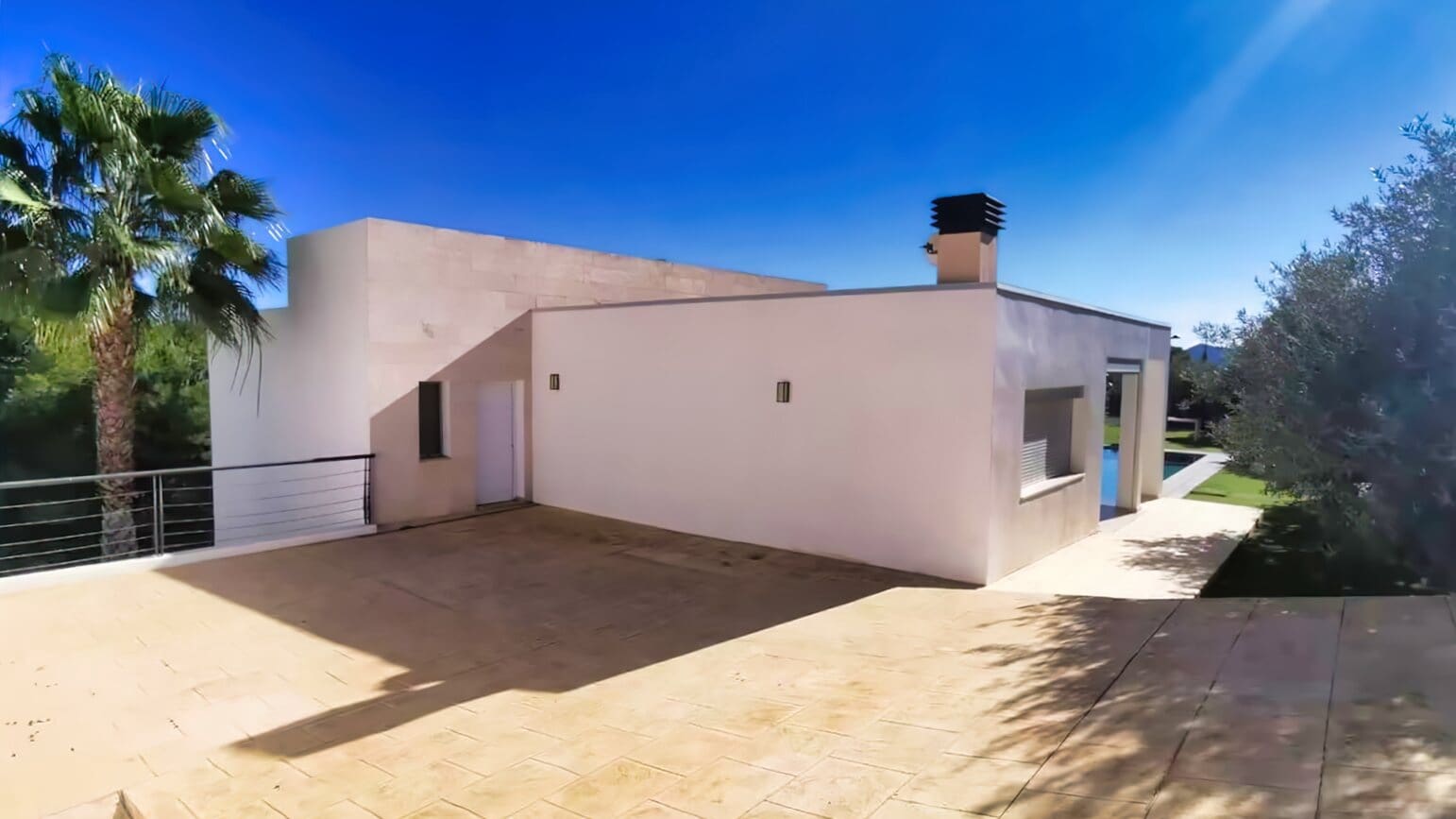 5 soverom Villa til salgs i Altea la Vella med svømmebasseng garasje - € 1 100 000 (Ref: 8148008)