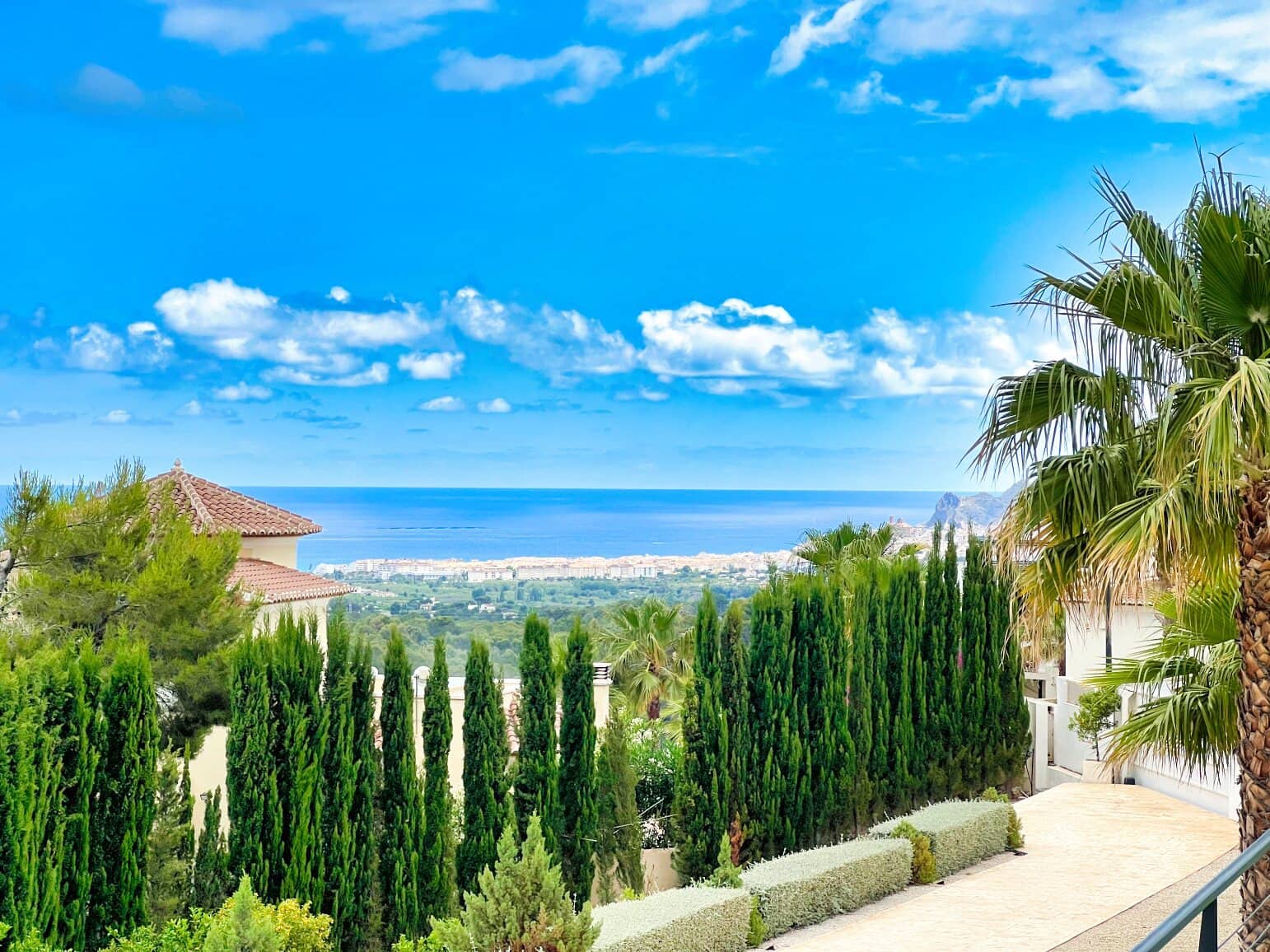 5 soverom Villa til salgs i Altea la Vella med svømmebasseng garasje - € 1 100 000 (Ref: 8148008)