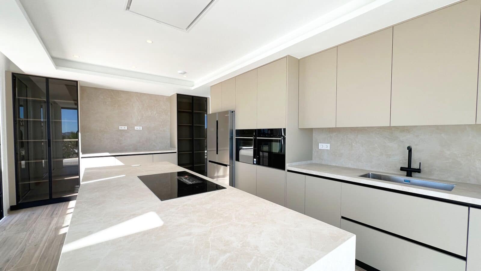 4 soveværelse Villa til salg i Benissa med swimmingpool garage - € 2.260.000 (Ref: 8199144)