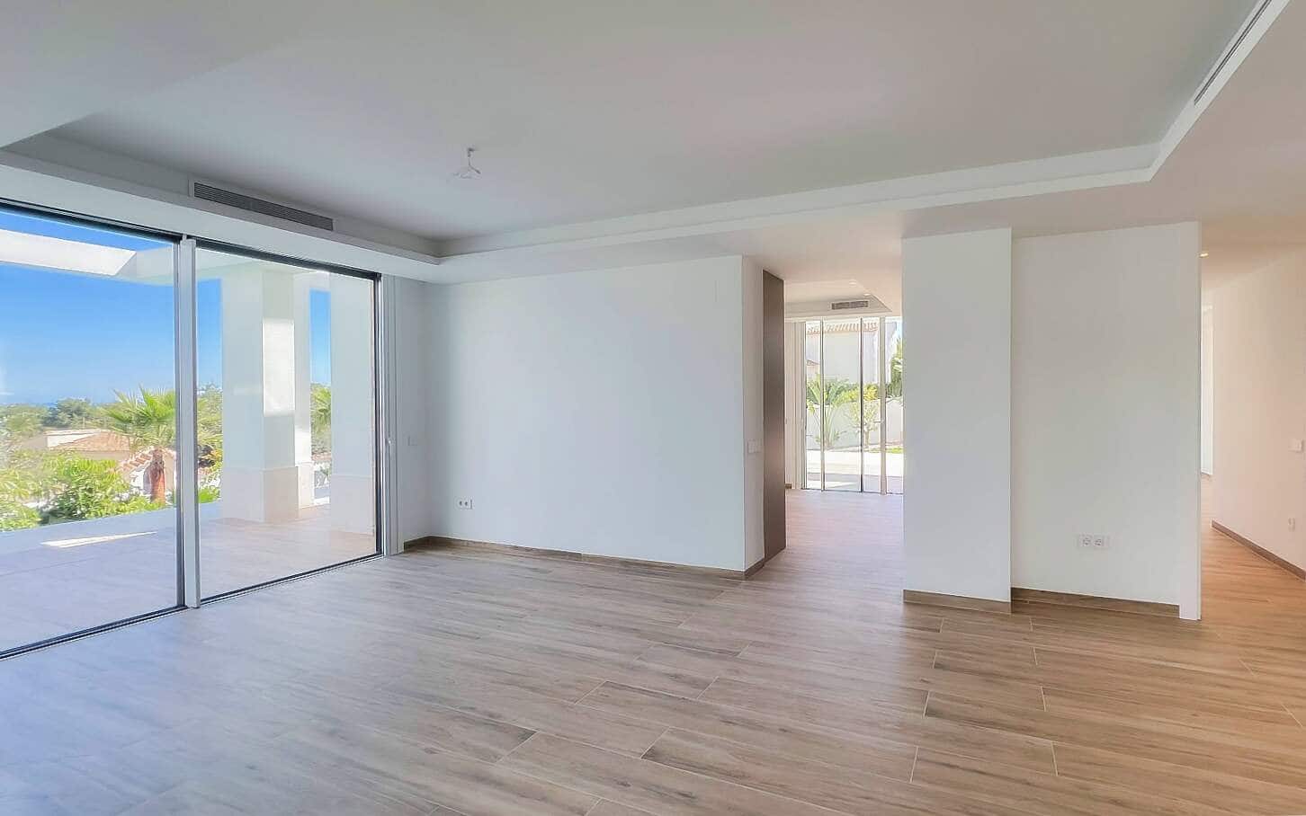 4 soveværelse Villa til salg i Benissa med swimmingpool garage - € 2.260.000 (Ref: 8199144)